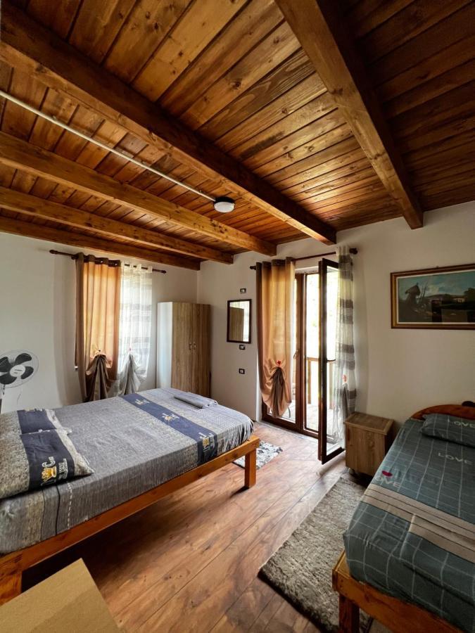 Guest House Aprripe Guri Firza Eksteriør bilde
