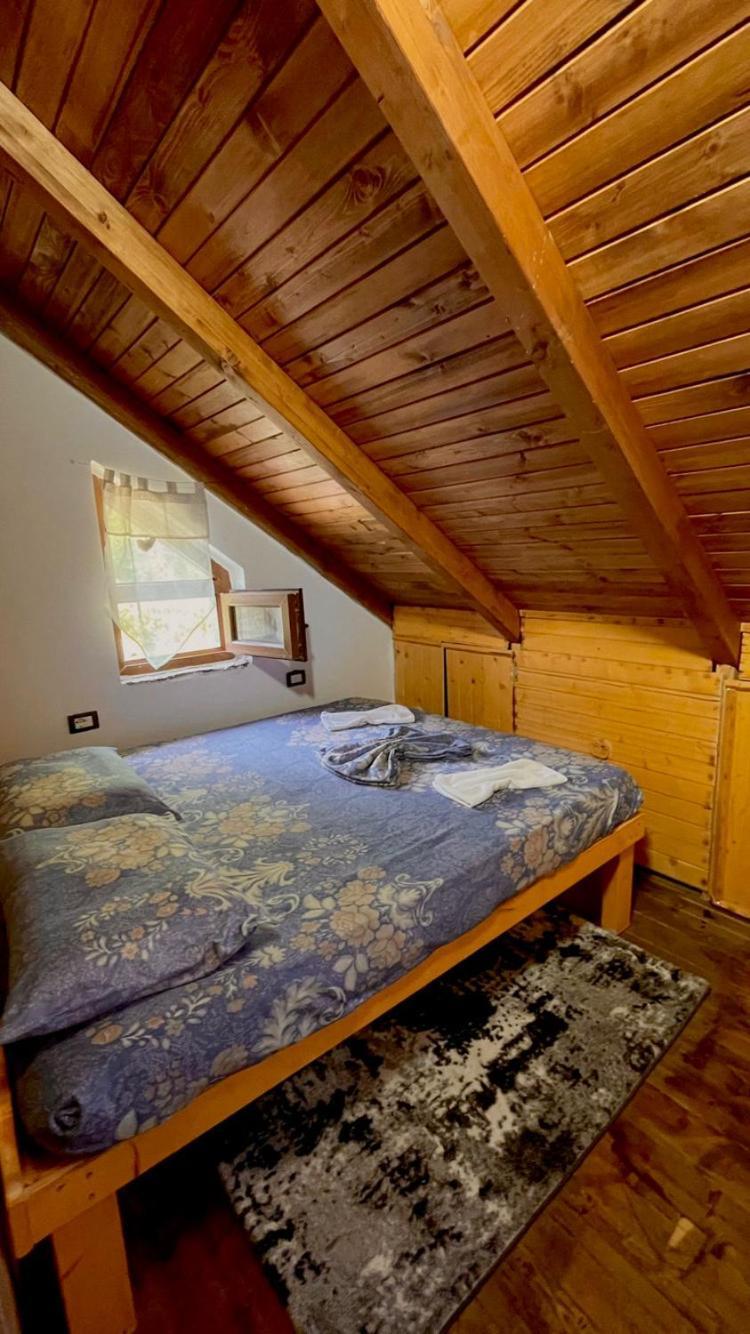 Guest House Aprripe Guri Firza Eksteriør bilde